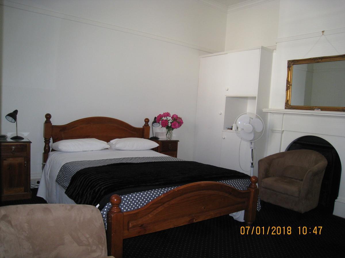 לונסטון Hi George B&B חדר תמונה